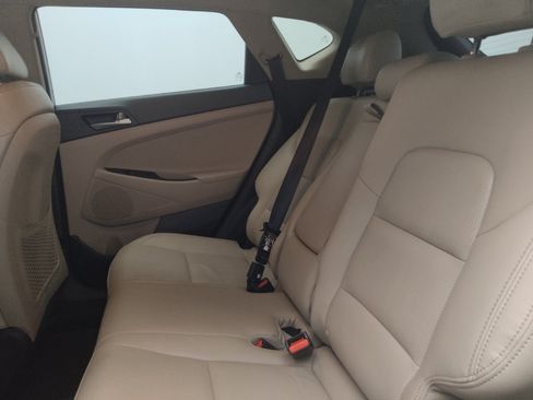 Used 2017 Hyundai Tucson Sport AWD/4WD image 18