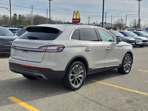 Used 2022 Lincoln Nautilus Reserve AWD/4WD image 4