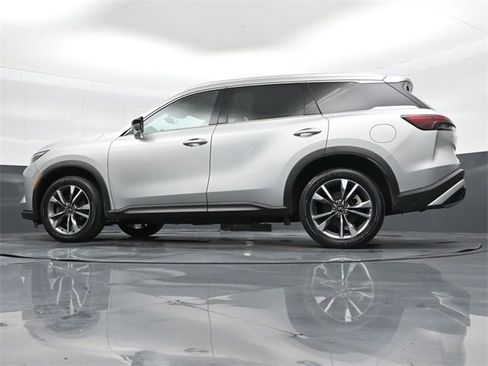 Used 2023 INFINITI QX60 Luxe image 35