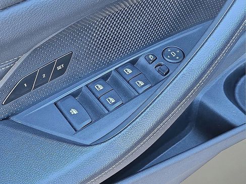 Used 2024 BMW 430i Convertible image 21