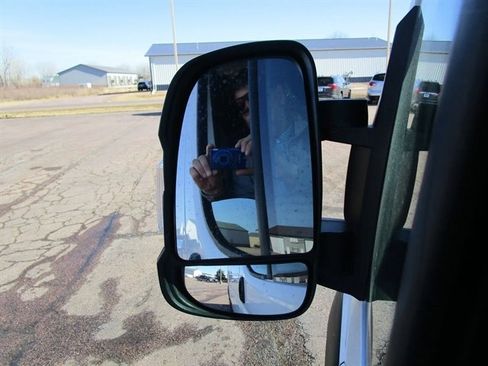 Used 2025 RAM ProMaster 2500 w/ Convenience Group image 36