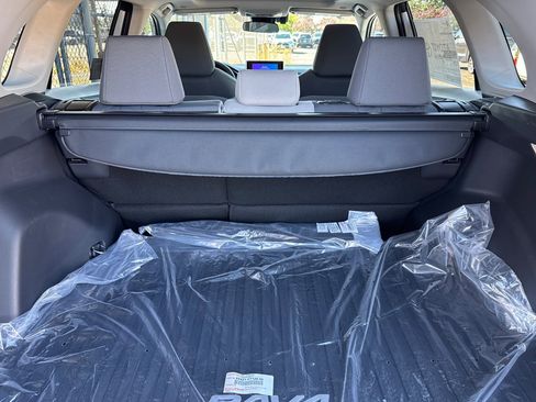 New 2025 Toyota RAV4 XLE image 15