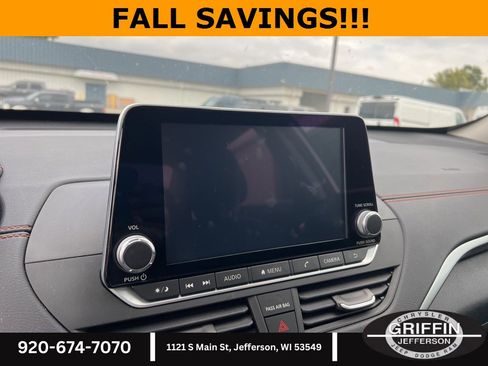 Used 2020 Nissan Altima 2.5 SR w/ Premium Package image 21