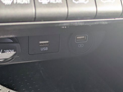 Used 2021 Hyundai Elantra SEL w/ Convenience Package image 18