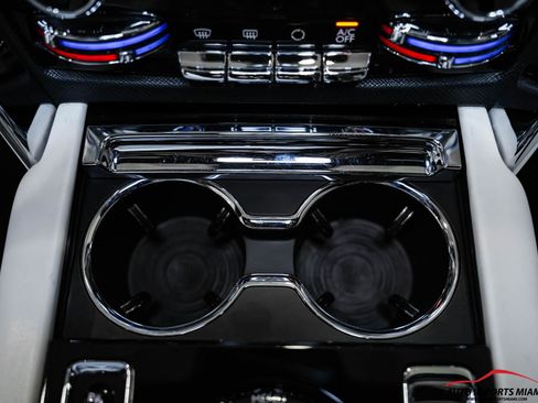 Used 2022 Rolls-Royce Cullinan image 75