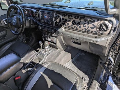 Used 2020 Jeep Wrangler Sport image 12