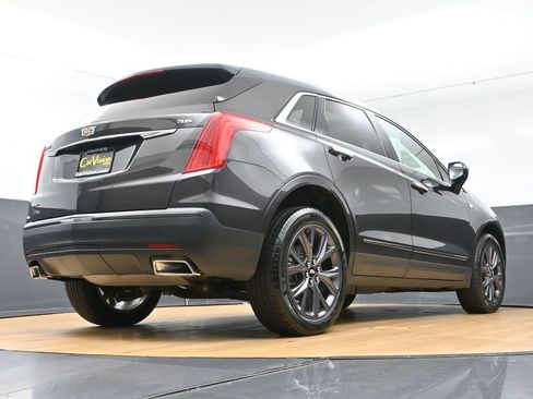 Used 2018 Cadillac XT5 Luxury w/ LPO, Black Ice Package AWD/4WD image 57