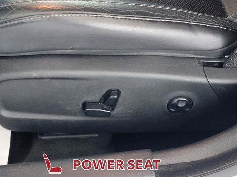 Used 2020 Dodge Charger SXT w/ Leather Interior Group RWD image 15