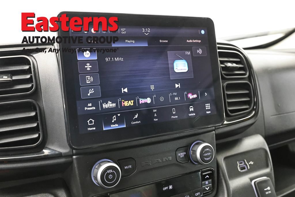 Used 2024 RAM ProMaster 3500 w/ Delivery Van Package FWD image 21