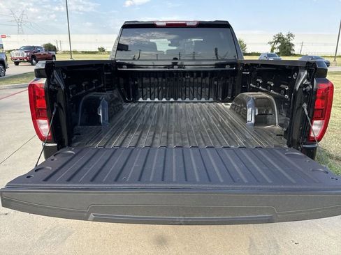 New 2026 GMC Sierra 1500 Elevation image 34