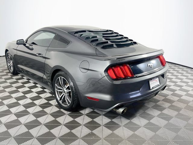 Used 2017 Ford Mustang Coupe RWD image 6