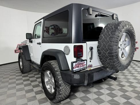 Used 2011 Jeep Wrangler Rubicon w/ Dual Top Group image 23