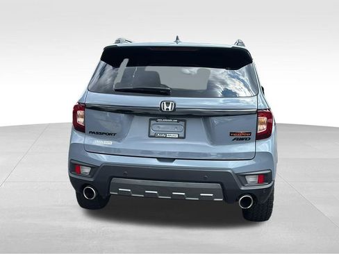 Certified 2025 Honda Passport TrailSport image 6