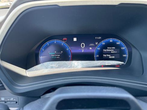 Used 2025 Toyota Grand Highlander AWD image 21