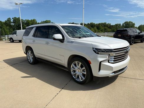 Used 2023 Chevrolet Tahoe High Country AWD/4WD image 8