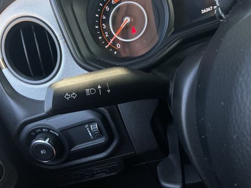 Used 2025 Jeep Wrangler Unlimited Sahara AWD/4WD image 51