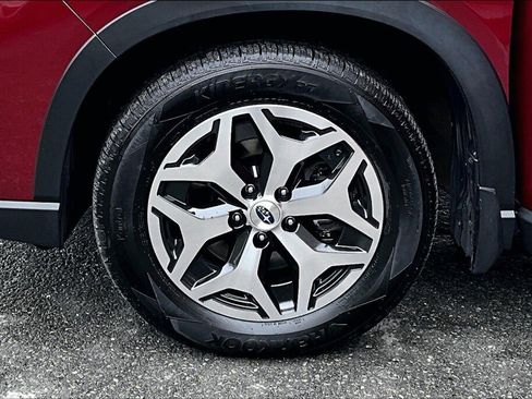 Certified 2021 Subaru Forester Premium w/ Popular Package #1 AWD/4WD image 17