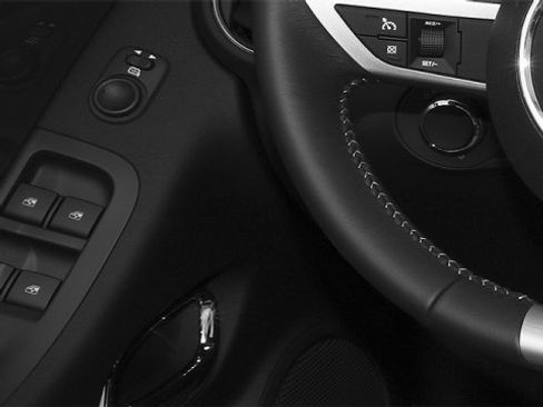 Used 2013 Chevrolet Camaro LT image 21