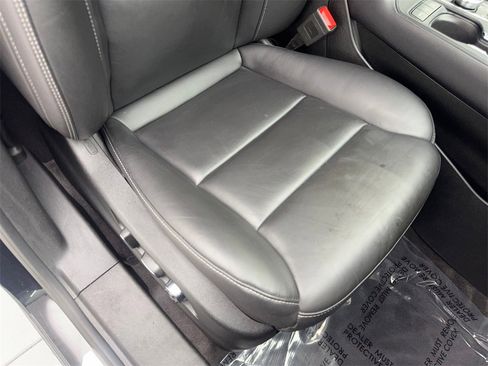 Used 2024 Cadillac XT4 Premium Luxury image 46