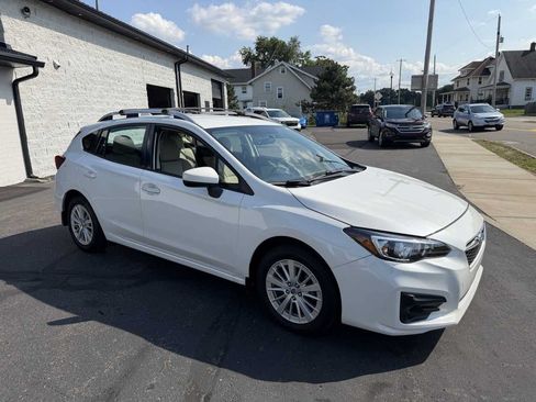 Used 2017 Subaru Impreza 2.0i Premium AWD/4WD image 6