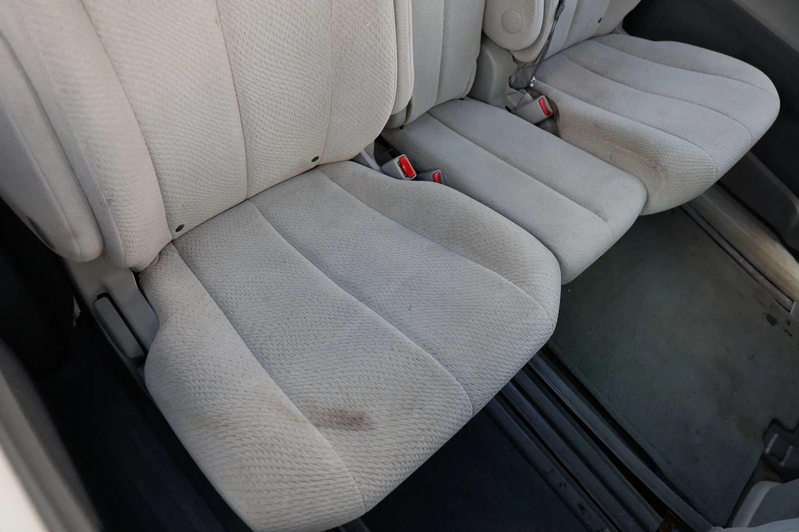 Used 2014 Toyota Sienna LE FWD image 22