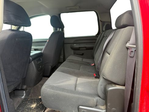 Used 2013 Chevrolet Silverado 2500 LT w/ Interior Plus Package AWD/4WD image 10