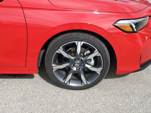 Certified 2025 Honda Civic Sport Touring image 9