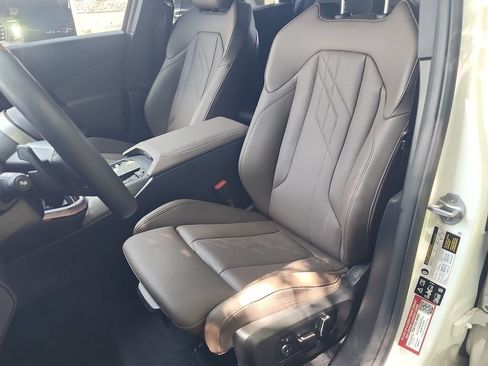 Used 2025 BMW X3 xDrive30i w/ Premium Package AWD/4WD image 19