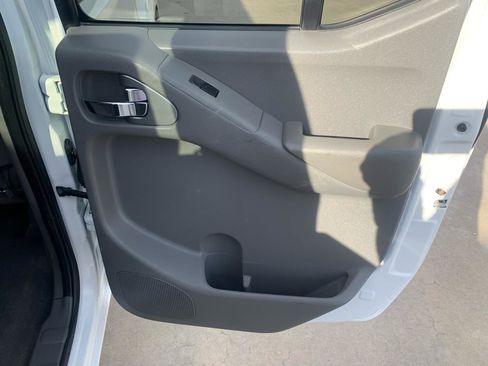 Used 2021 Nissan Frontier S image 14