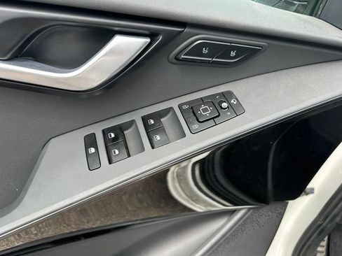 Used 2023 Kia Niro Wave w/ Wave Preserve Package FWD image 17