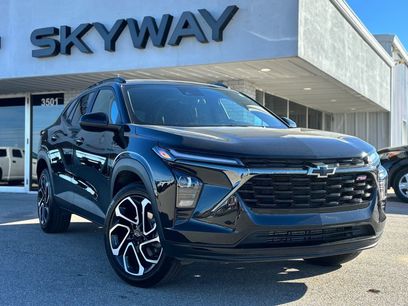 Used 2025 Chevrolet Trax RS w/ Sunroof Package