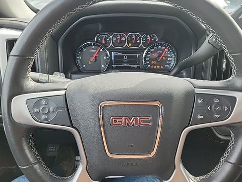 Used 2019 GMC Sierra 1500 SLE w/ SLE Value Package image 9