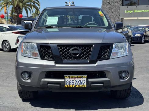 Used 2019 Nissan Frontier SV w/ Value Truck Package RWD image 5