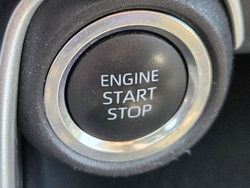 Used 2025 Toyota Grand Highlander FWD image 22