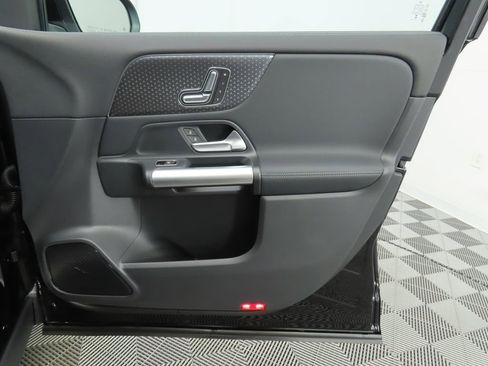 Certified 2025 Mercedes-Benz GLA 250 GLA 250 image 25