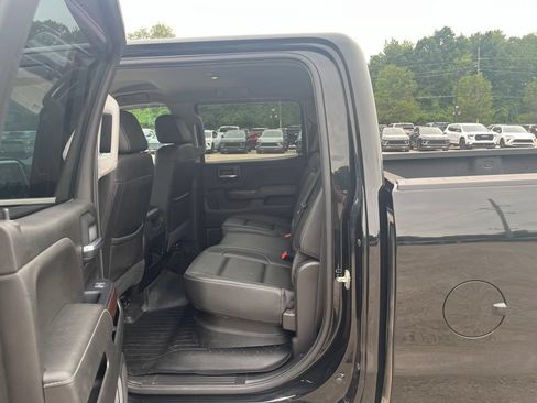 Used 2018 GMC Sierra 2500 SLT w/ Duramax Plus Package AWD/4WD image 29