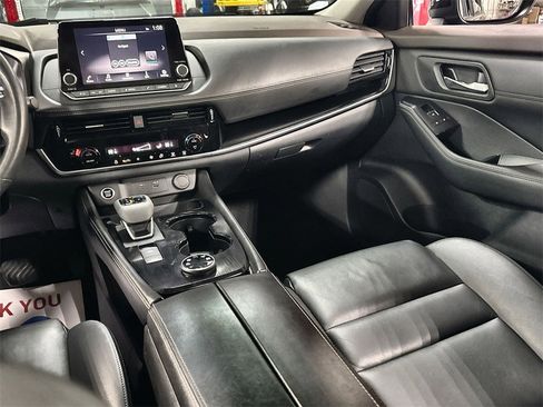 Used 2023 Nissan Rogue SL image 27