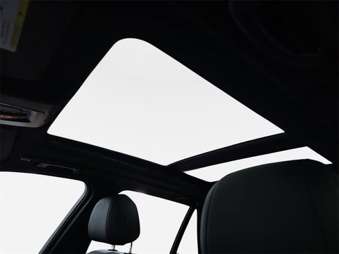 Used 2017 BMW X5 xDrive35d image 32