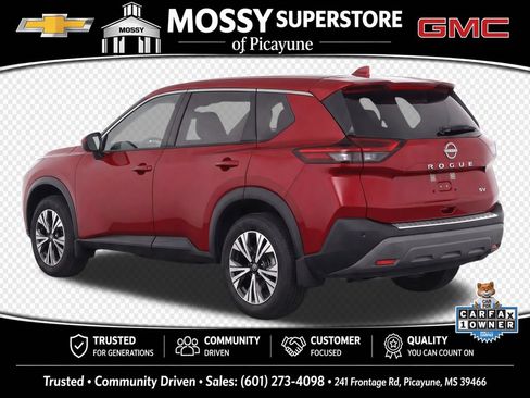 Used 2023 Nissan Rogue SV FWD image 3