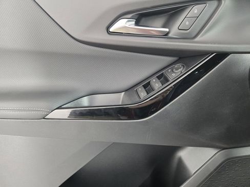 New 2026 Chevrolet Equinox LT w/ LPO, Floor Liner Package FWD image 19