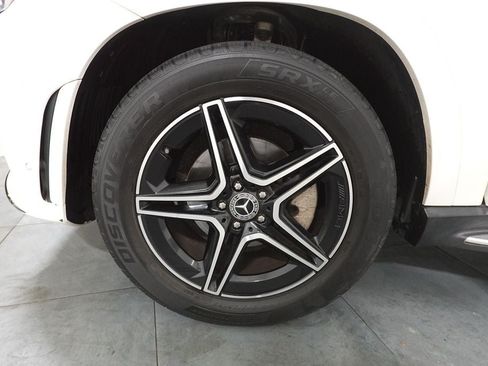 Used 2022 Mercedes-Benz GLE 350 4MATIC w/ AMG Line Exterior image 38