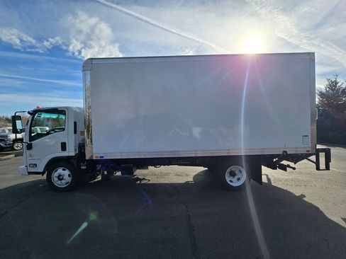 New 2024 Chevrolet Low Cab Forward 5500HD RWD image 11