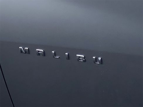 Used 2023 Chevrolet Malibu LT image 17