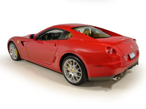 Used 2009 Ferrari 599 GTB Fiorano RWD image 4