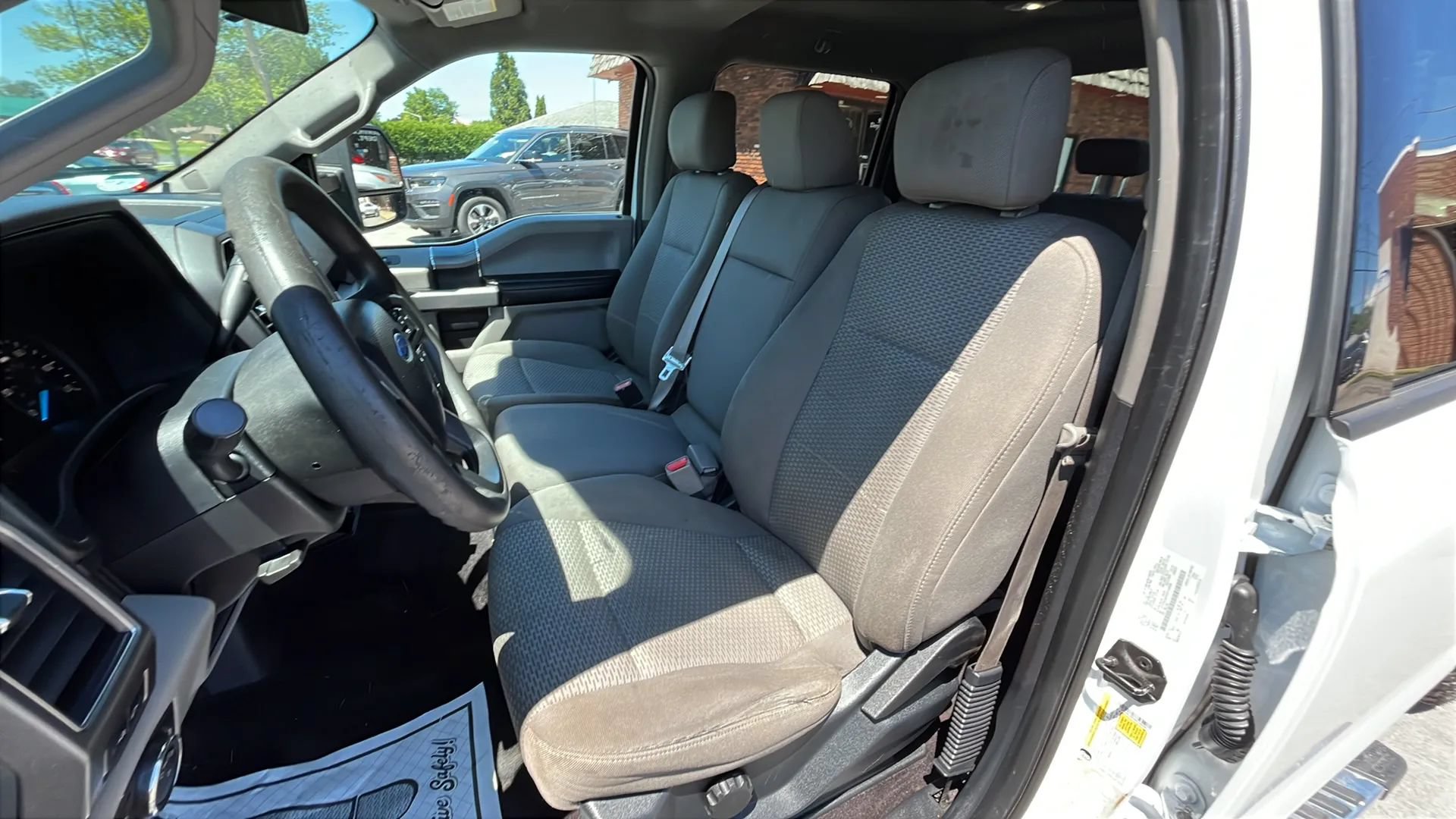 Used 2017 Ford F150 XLT w/ XTR Package AWD/4WD image 4