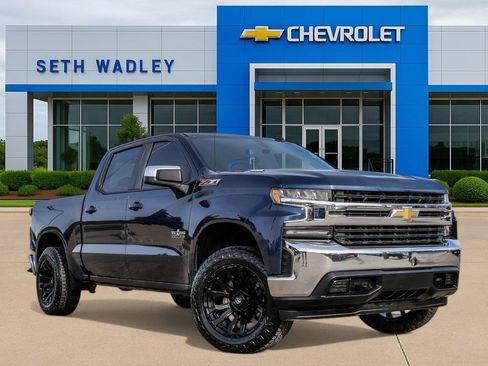 Used 2021 Chevrolet Silverado 1500 LT w/ Z71 Off-Road Package image 1