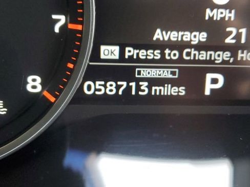 Used 2024 Mitsubishi Outlander SE image 11