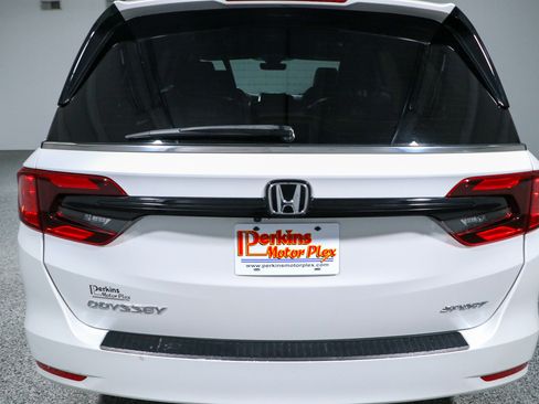 Used 2023 Honda Odyssey Sport image 8