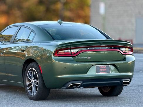 Used 2019 Dodge Charger SXT w/ Cold Weather Package image 15