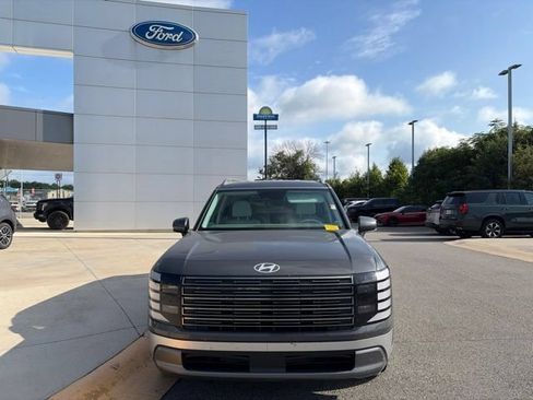 Used 2026 Hyundai Palisade SEL FWD image 8